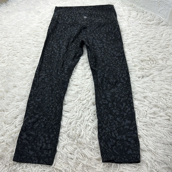 Lululemon Align Crop *21" Wild Thing Camo Deep Coal Multi - Picture 4 of 5